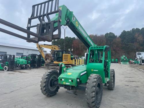 For Rent 6000 lbs - 36' lift -  Diesel