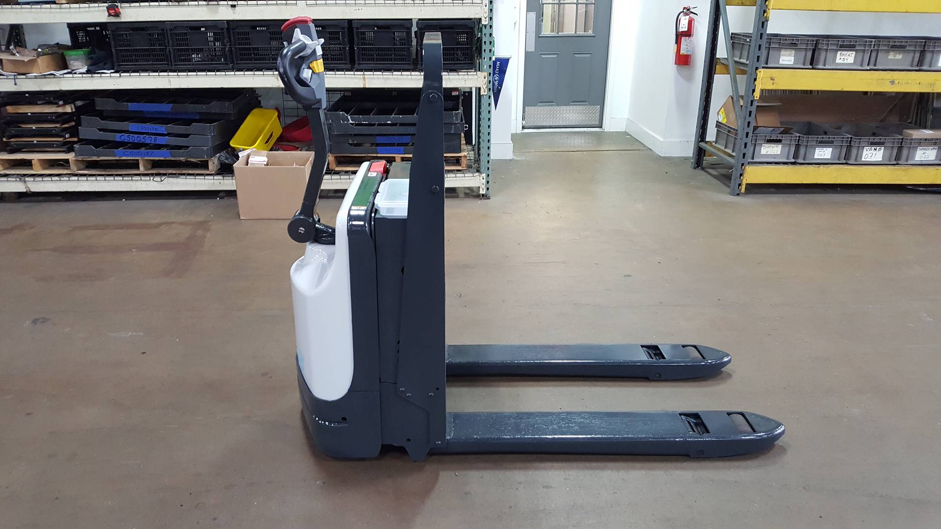 2016 Electric Unicarriers WLX45S Electric Walkie Pallet Jack