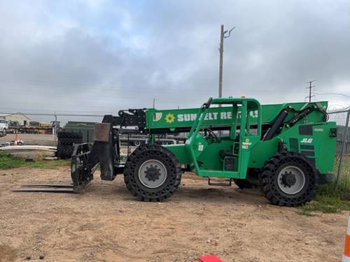 For Rent 10000 lbs - 54' lift -  Diesel