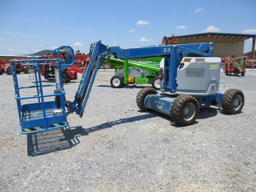 For Rent 34' lift -  Diesel -  Articulated Boom