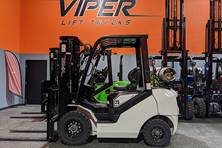 2021 Viper Lift Trucks FY25
