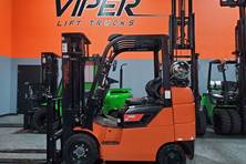 2021 Viper Lift Trucks FY25C