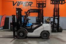 2022 Viper Lift Trucks FY35