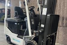 2016 Unicarriers BXC30 - $19,980.00