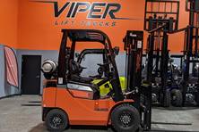 2021 Viper Lift Trucks FY15