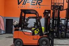 2022 Viper Lift Trucks FY15