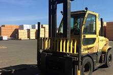 2010 Hyster  H155FT