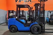 2022 Viper Lift Trucks FY35