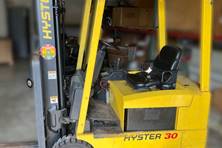 2002 Hyster J30XMT