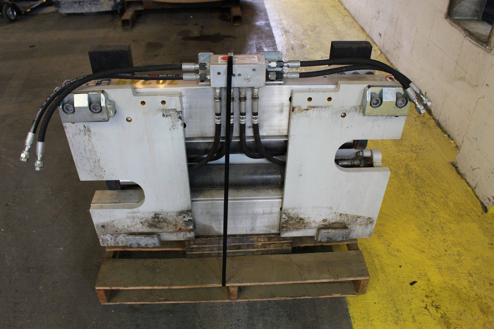 2016 Cascade 70DFPS274 Fork Positioners