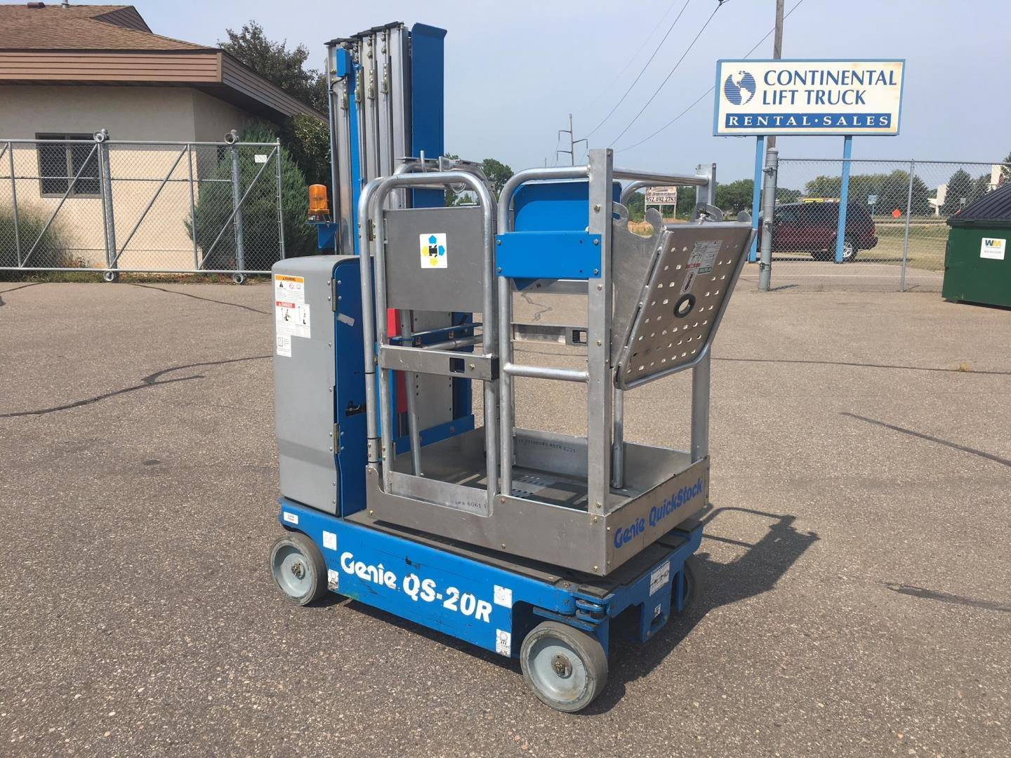 2013 Electric Genie QS20 Material Lift
