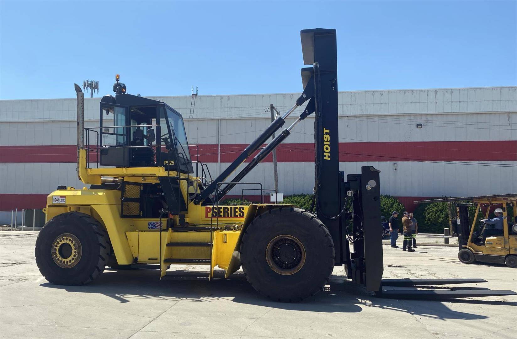 2013 Diesel Hoist Liftruck P925 Pneumatic Tire 4 Wheel Sit Down