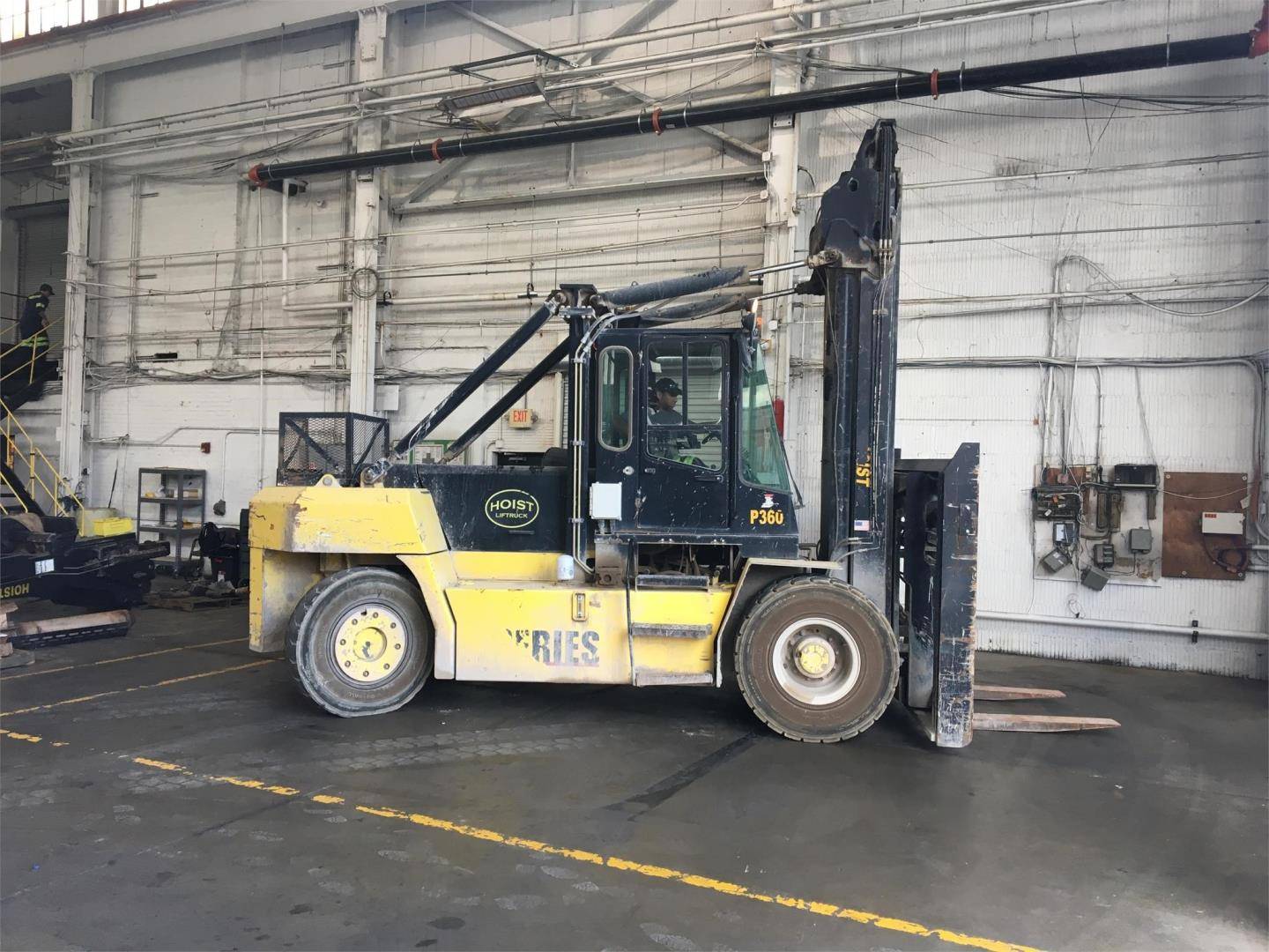 2014 Diesel Hoist Liftruck P360 Pneumatic Tire 4 Wheel Sit Down