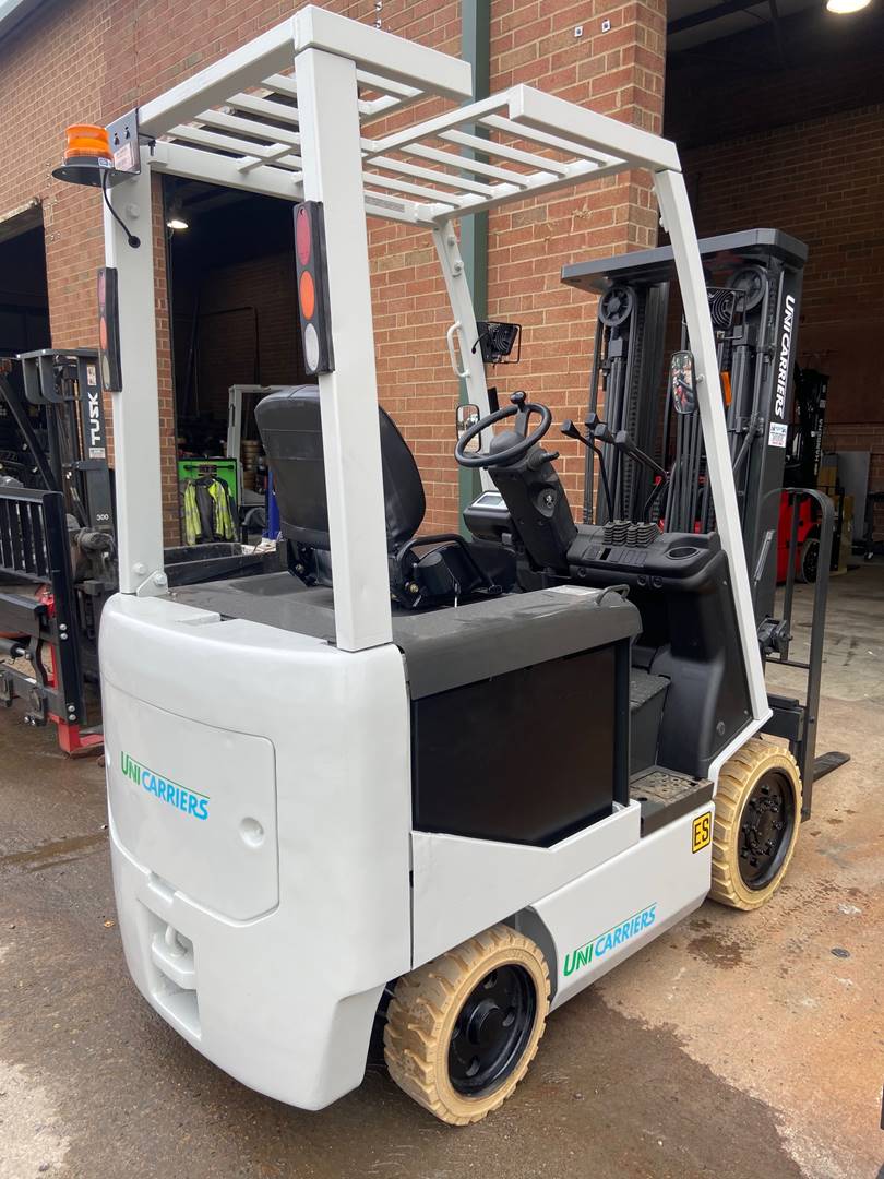 2015 Electric Unicarriers FCB25A1 Electric 4 Wheel Sit Down