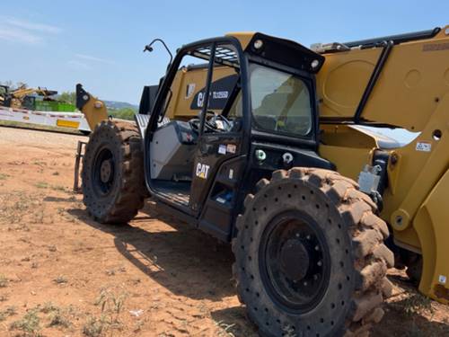 For Rent 12000 lbs - 55' lift -  Diesel