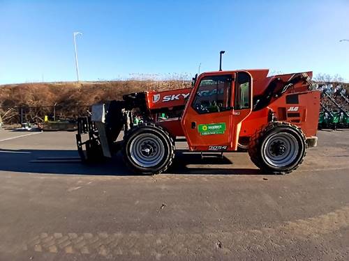 For Rent 54' lift -  Diesel