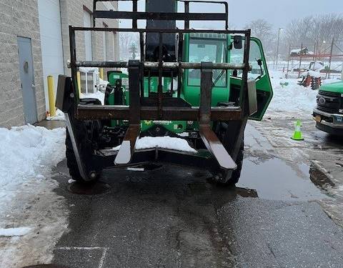 For Rent 10000 lbs - 54' lift -  Diesel