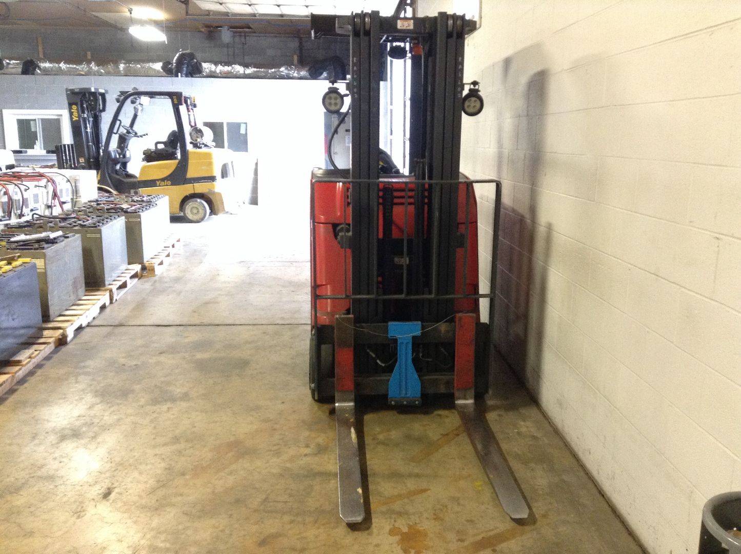 2015 Electric Raymond 425C30TT Electric Stand Up End Control (Docker)