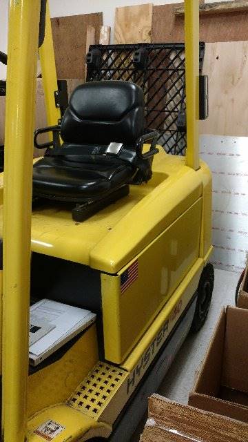   J40Z-28 Electric Forklift - 123Forklift