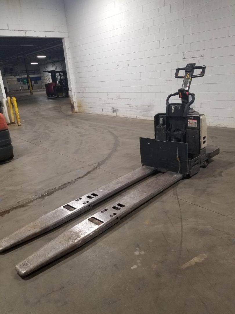 2007 Electric Crown PE450080 Electric Walkie/Rider Pallet Jack