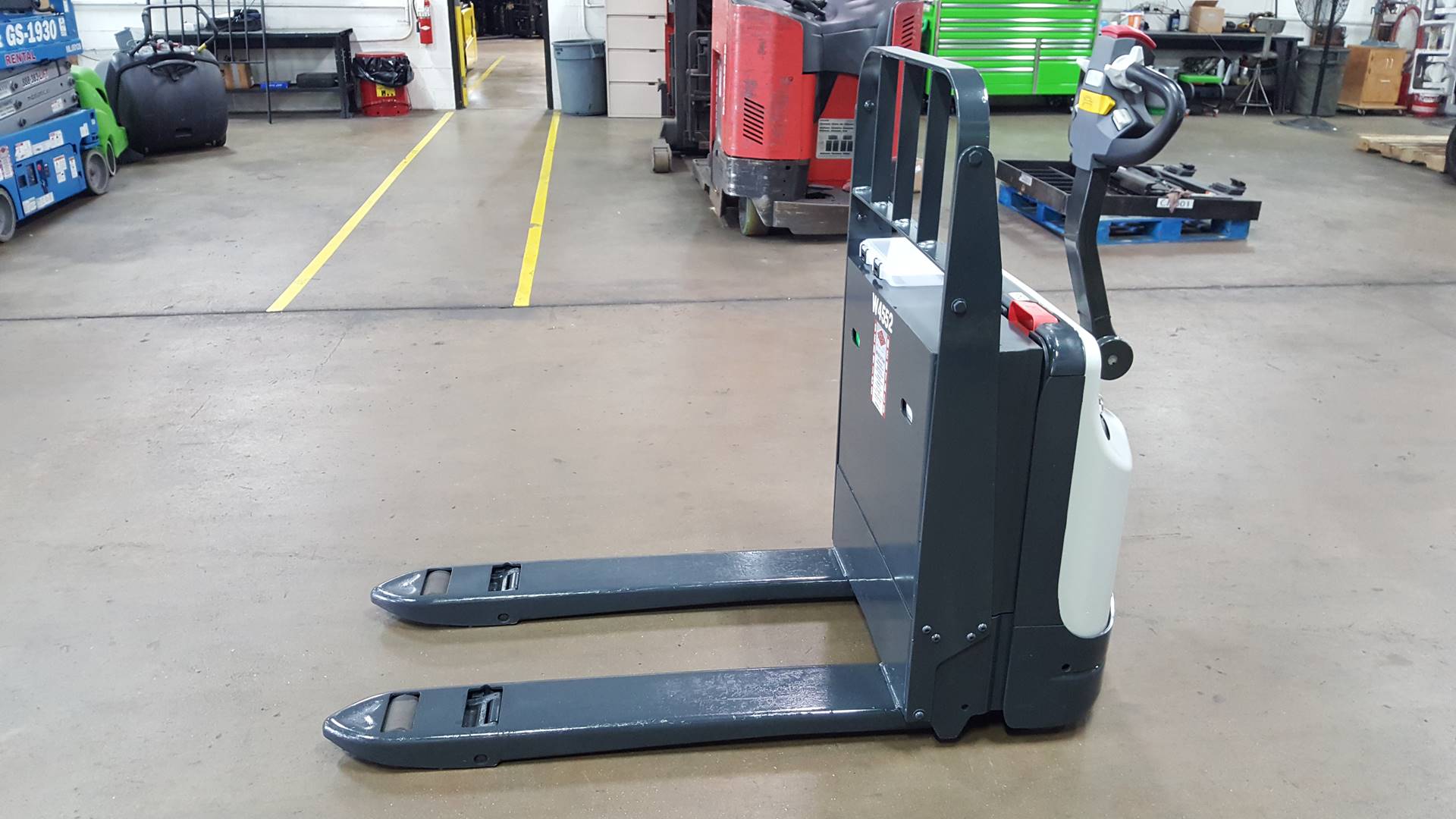 2016 Electric Unicarriers WLX45S Electric Walkie Pallet Jack