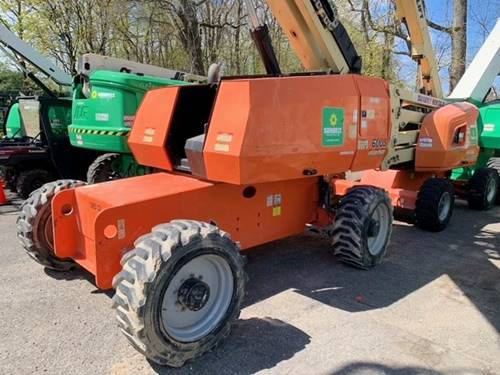For Rent 60' lift -  Diesel - Outdoor Rough Terrain
