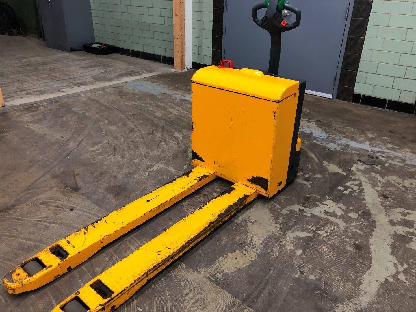 Electric Jungheinrich EJE120 Electric Walkie Pallet Jack
