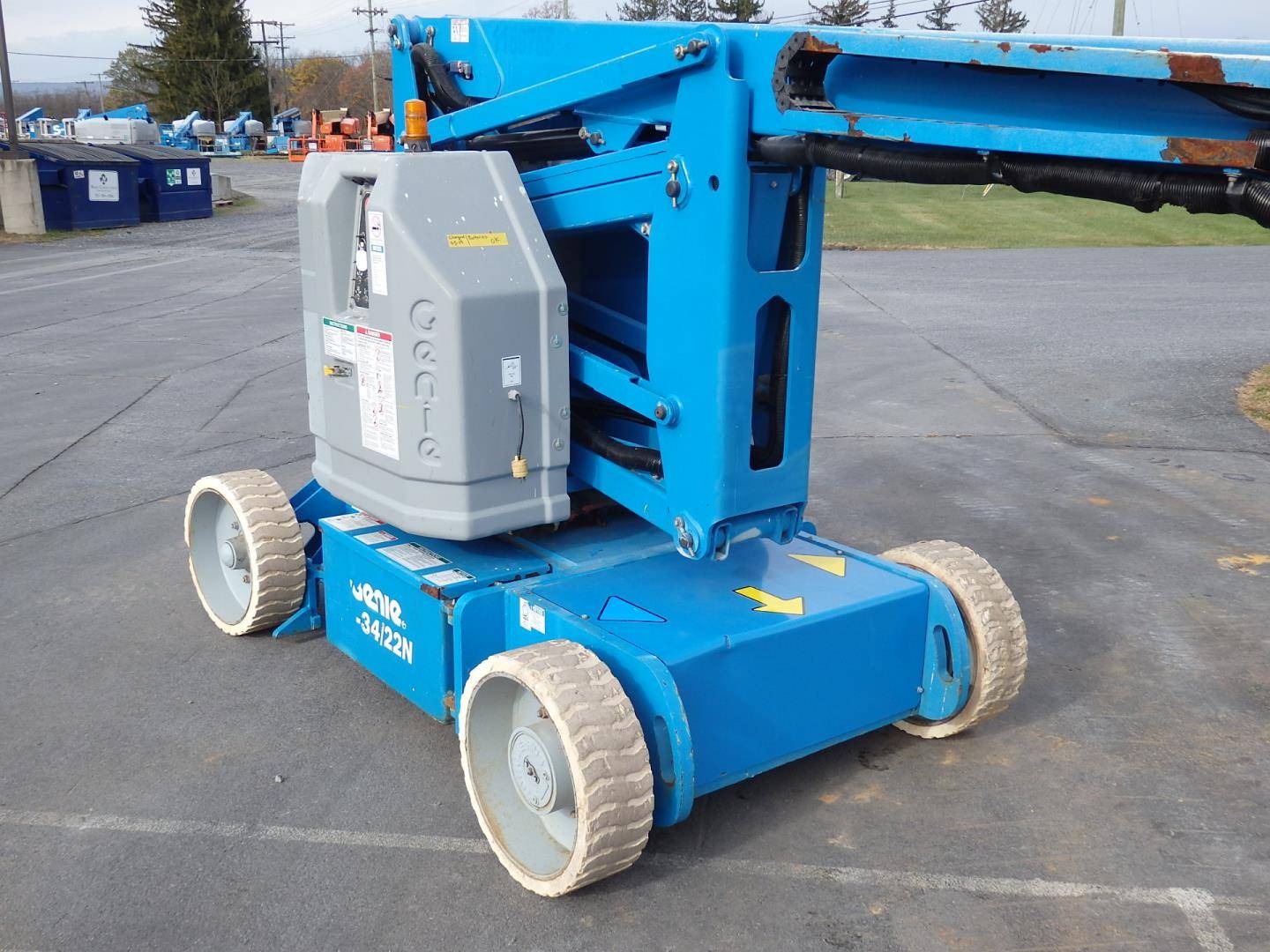 2011 Electric Genie Z34/22N Articulated Boom