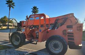 For Rent 6000 lbs - 36' lift -  Diesel