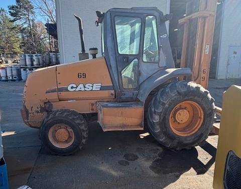 For Rent 8000 lbs - 253" lift -  Diesel - Outdoor Rough Terrain