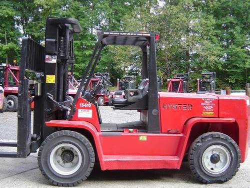 For Rent 15000 lbs - 243" lift -  Diesel - Indoor/Outdoor Pneumatic Tires