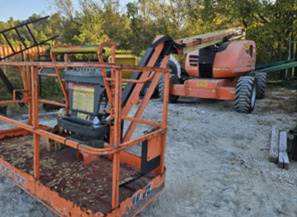 For Rent 60' lift -  Diesel -  Articulated Boom