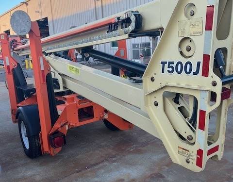 For Rent 50' lift - Gas/Propane -  Trailer Mounted