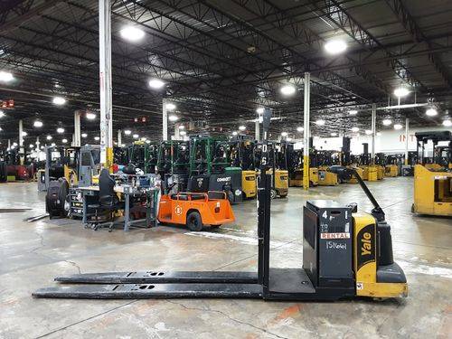 For Rent 8000 lbs -  Electric - Indoor Warehouse
