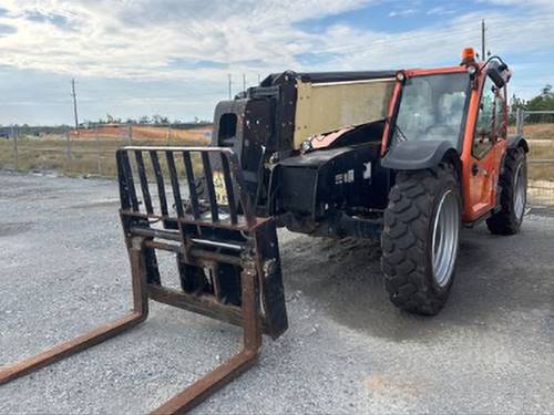 For Rent 6000 lbs - 42' lift -  Diesel