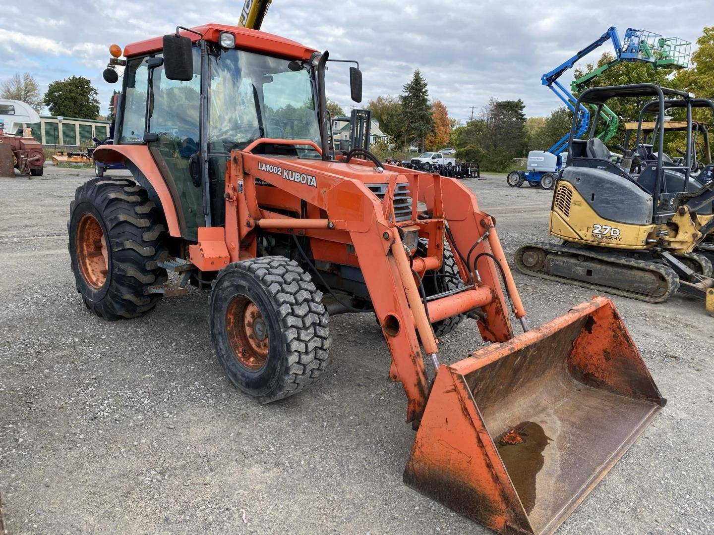 Kubota M6800 Agricultural & Farming