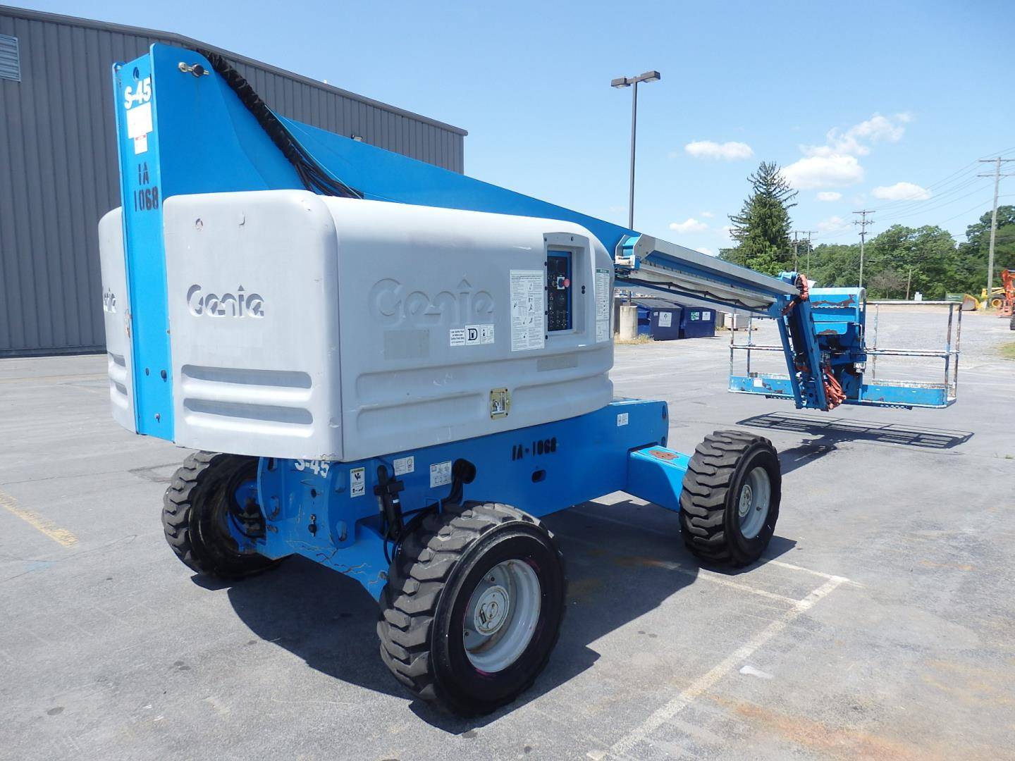 2012 Diesel Genie S45 Articulated Boom