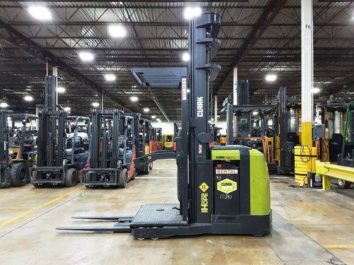 For Rent 3000 lbs - 276" lift -  Electric - Indoor Warehouse