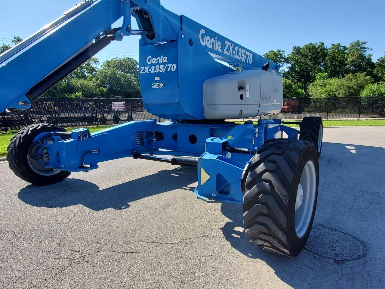 2014 Diesel Genie ZX135/70 Telescopic Boom