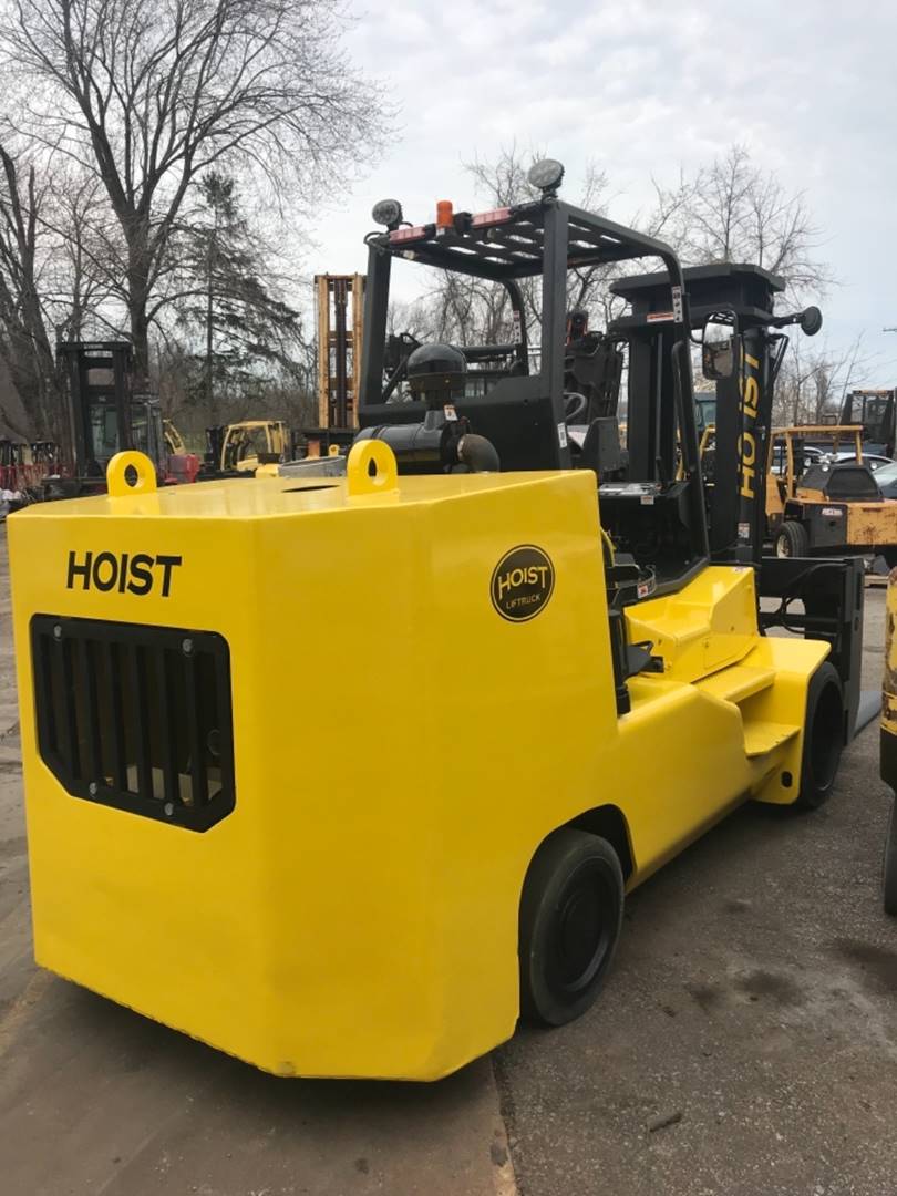 2013 LP Gas Hoist Liftruck F30030 Cushion Tire 4 Wheel Sit Down