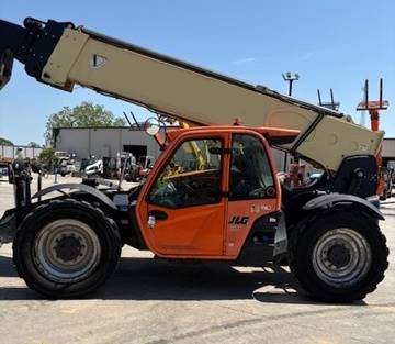 For Rent 10000 lbs - 55' lift -  Diesel