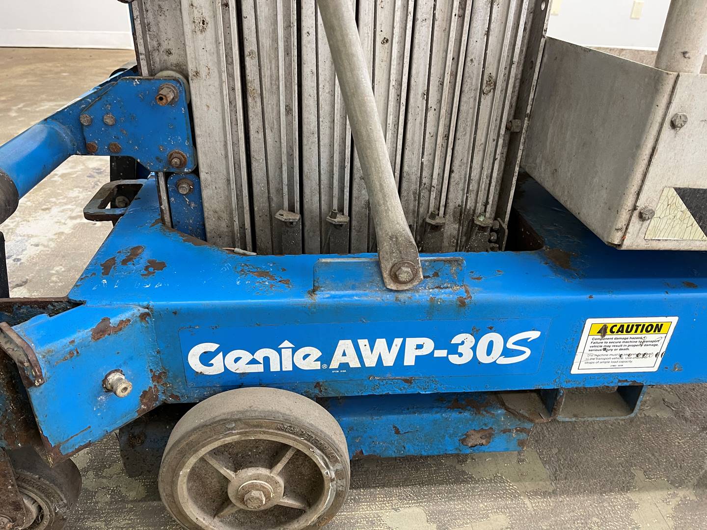 1997 Electric Genie AWP30S Aerial Work Platform