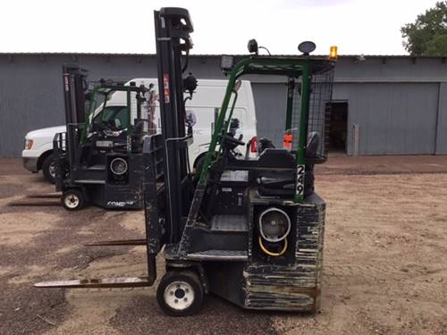 For Rent 6000 lbs - 158" lift - Gas/Propane - Indoor Warehouse