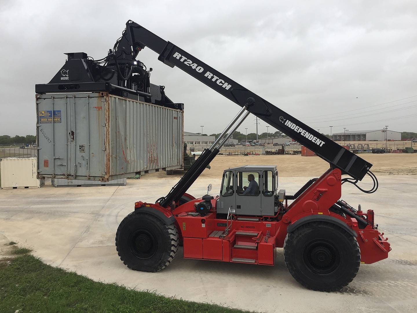 2008 Diesel Kalmar RT240 Container Handlers (Loaded/Empty)