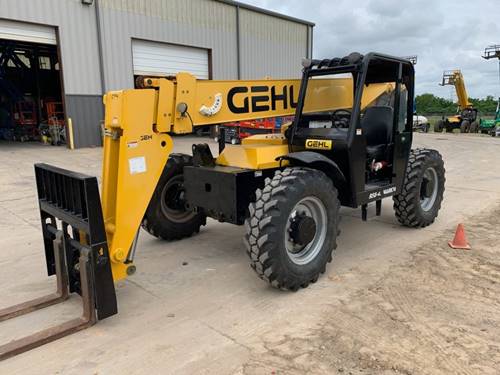 For Rent 8000 lbs - 42' lift -  Diesel