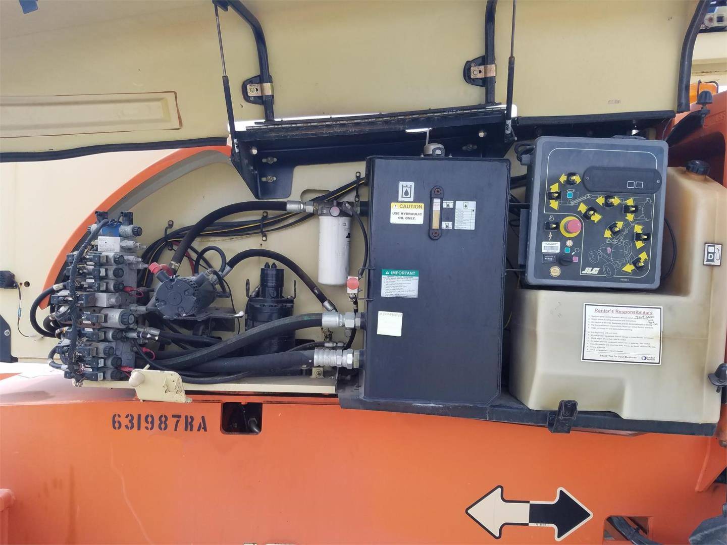 2013 Diesel JLG 800AJ Articulated Boom