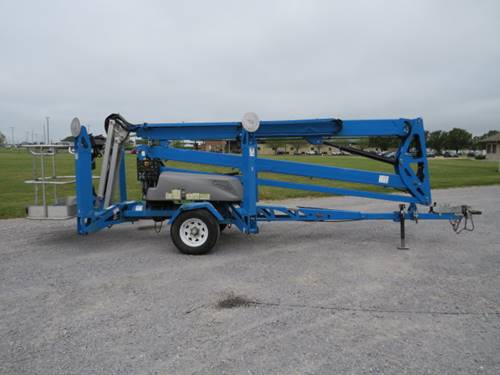 For Rent 50' lift -  DC Power -  Trailer Mounted