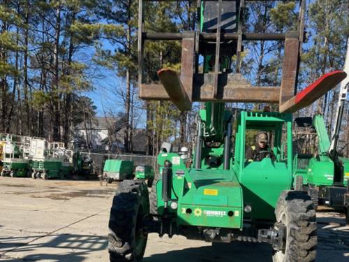 For Rent 6000 lbs - 36' lift -  Diesel