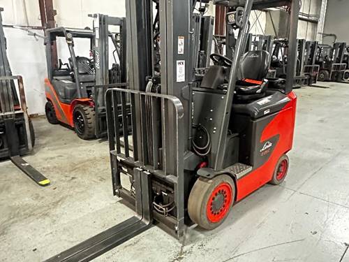 For Rent 5000 lbs - 191" lift -  Electric - Indoor Warehouse