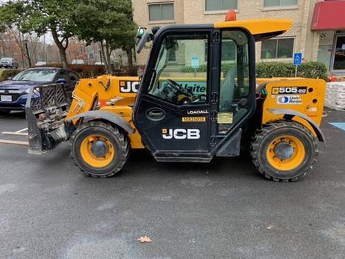For Rent 5500 lbs - 19' lift -  Diesel